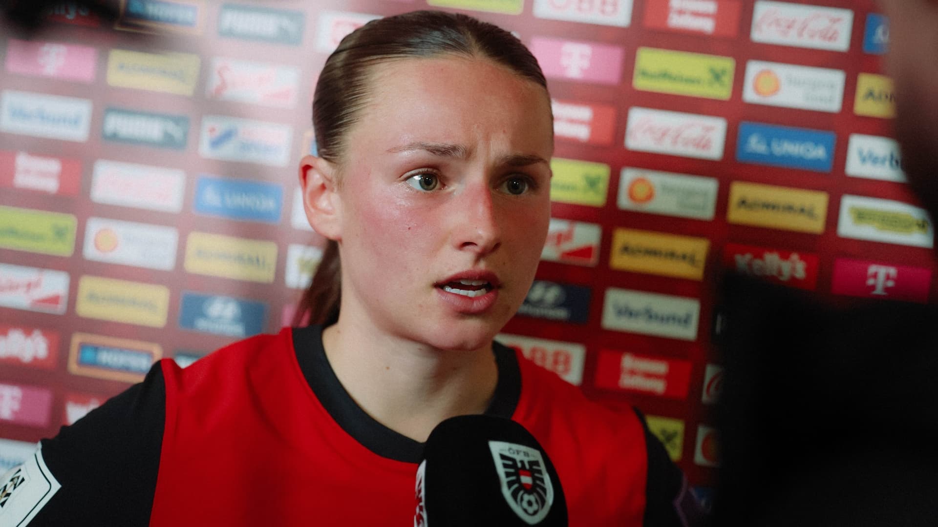 Stimmen zu Deutschland - Österreich