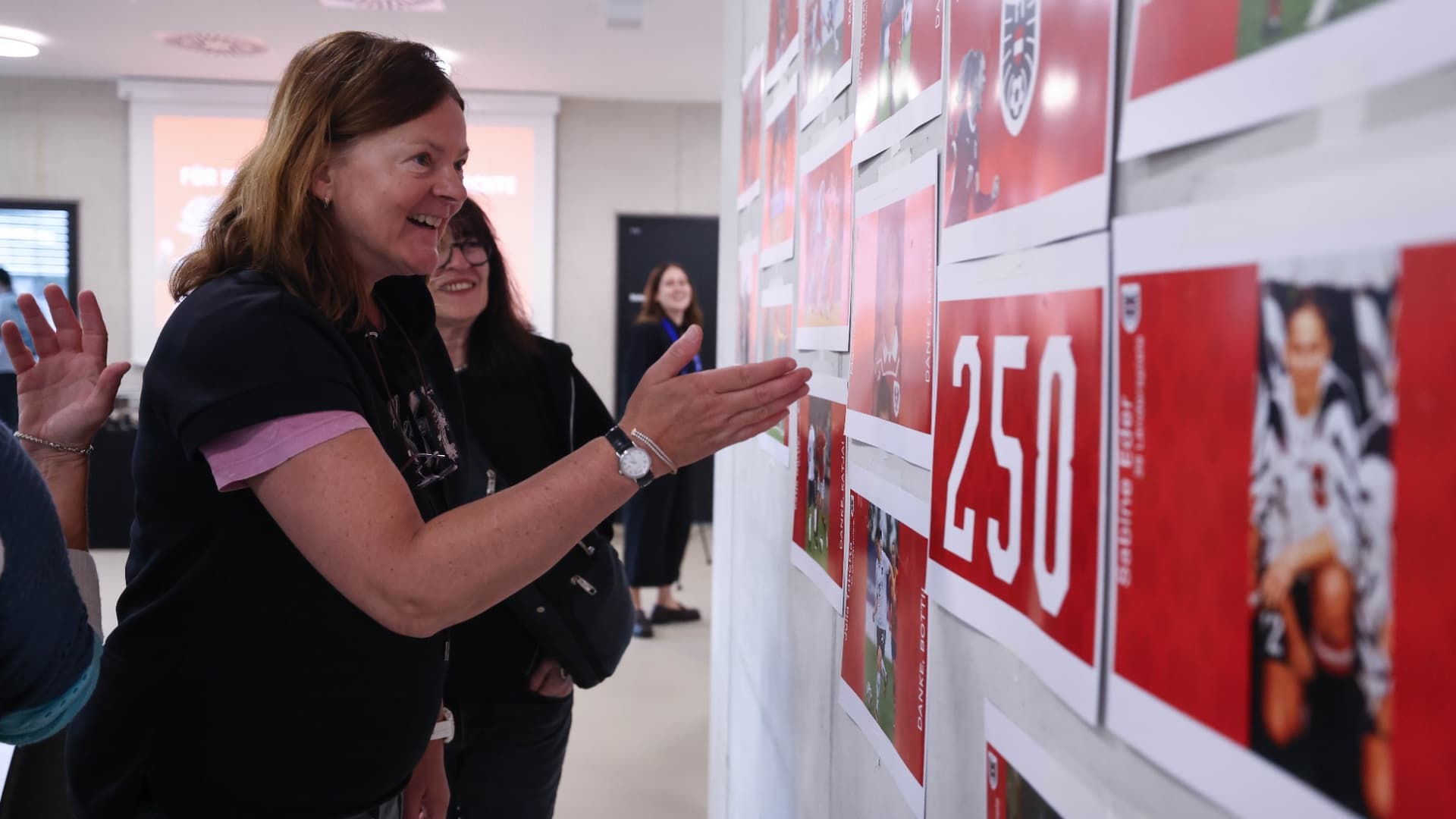 Großes Treffen ehemaliger Teamspielerinnen beim 250. Länderspiel der ÖFB-Frauen