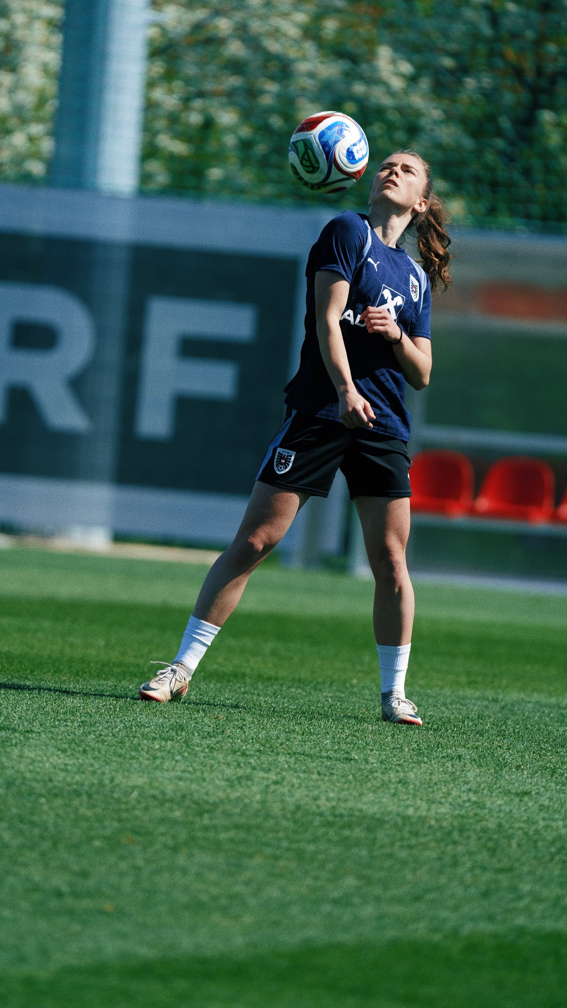 Lisa Kolb doing Lisa Kolb things. 🤹‍♀️😮‍💨