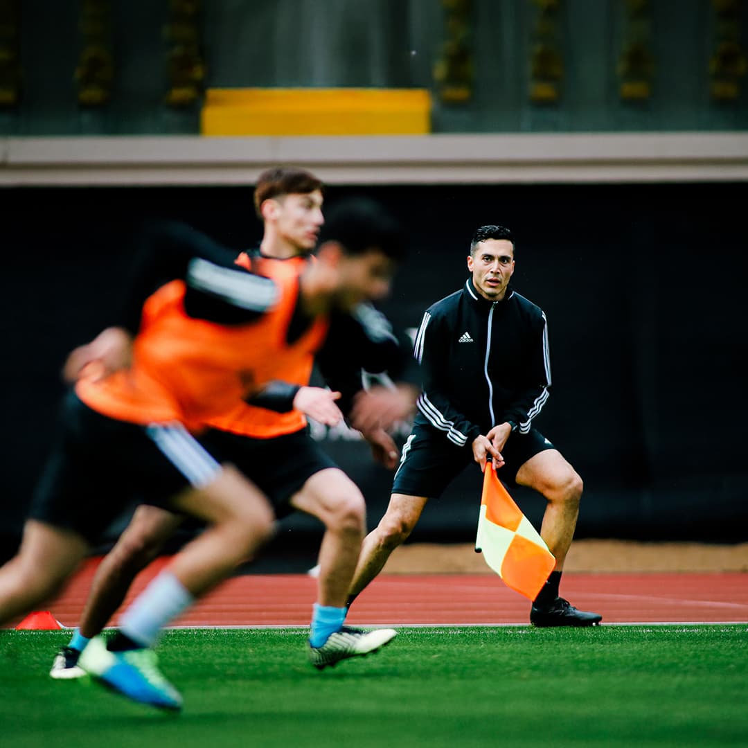 Schiedsrichter:innen