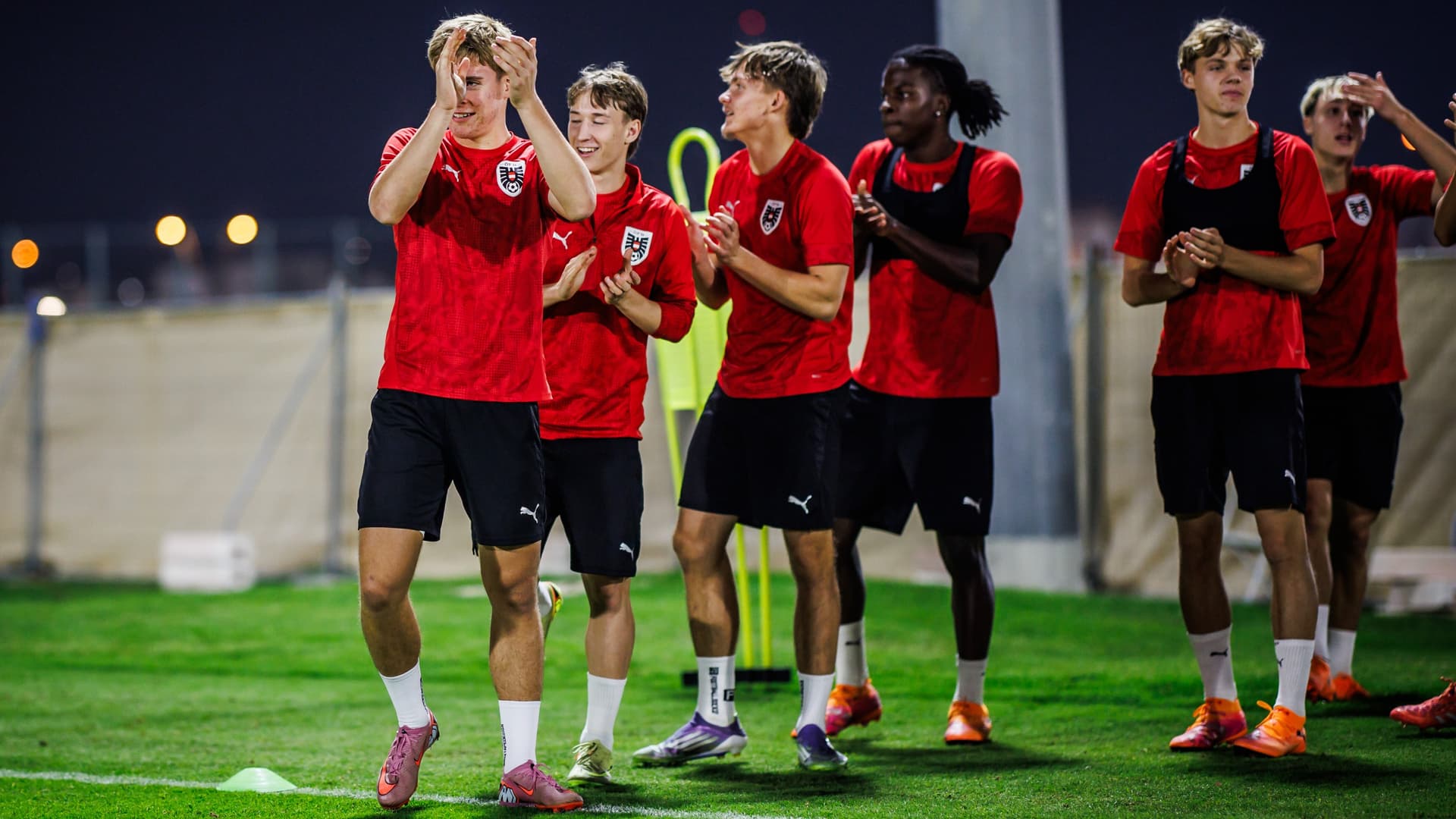 U17 blickt mutig auf WM-Achtelfinale gegen England