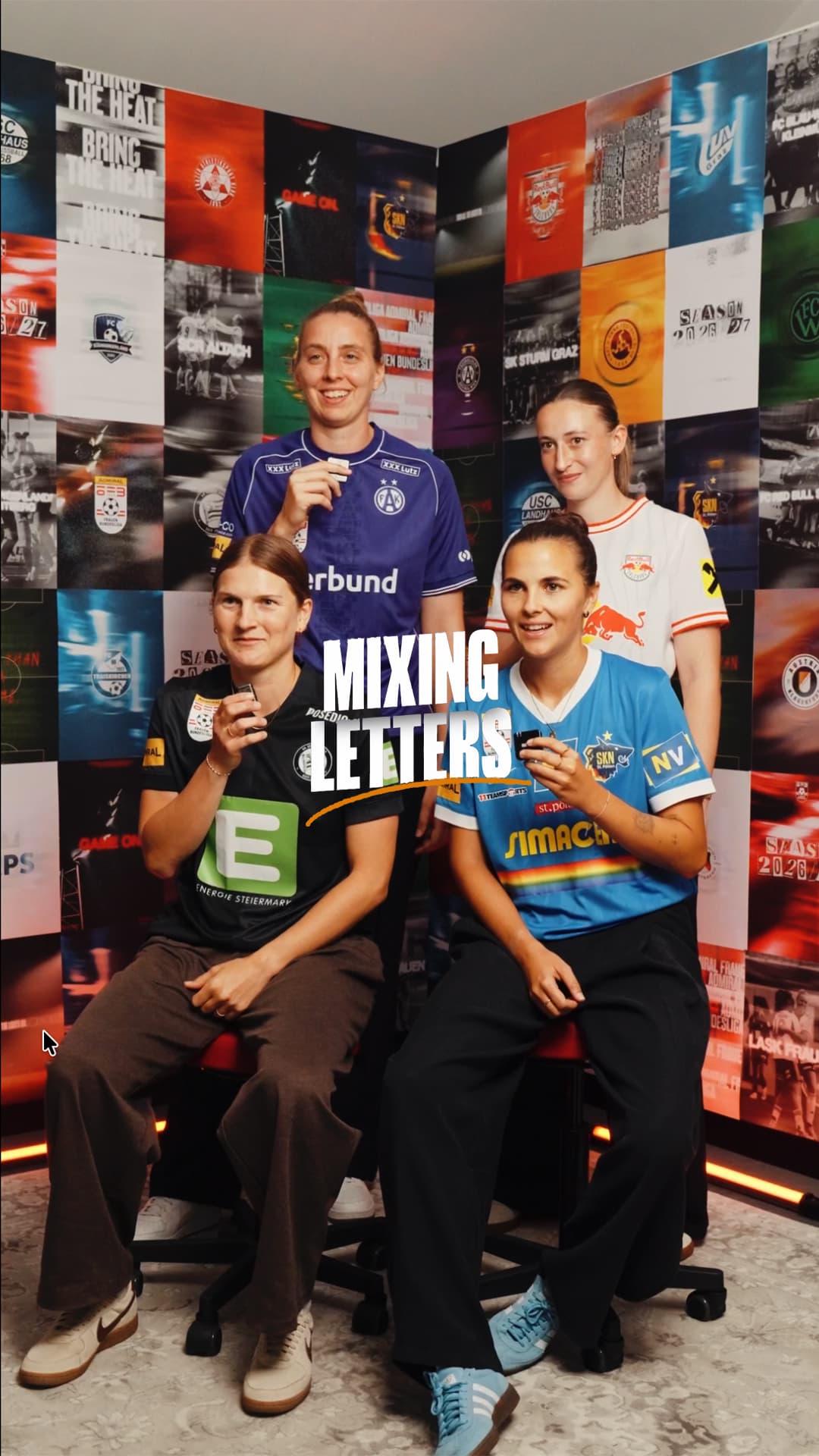 "Mixing Letters" mit Laura Spinn, Katharina Schiechtl, Jennifer Klein und Sophie Maierhofer. 😂